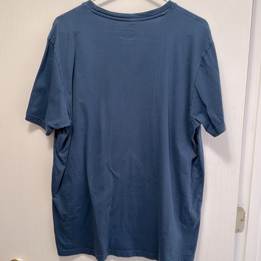 Quiksilver Men's Blue Graphic Tee Size XL - Picture 2 of 2